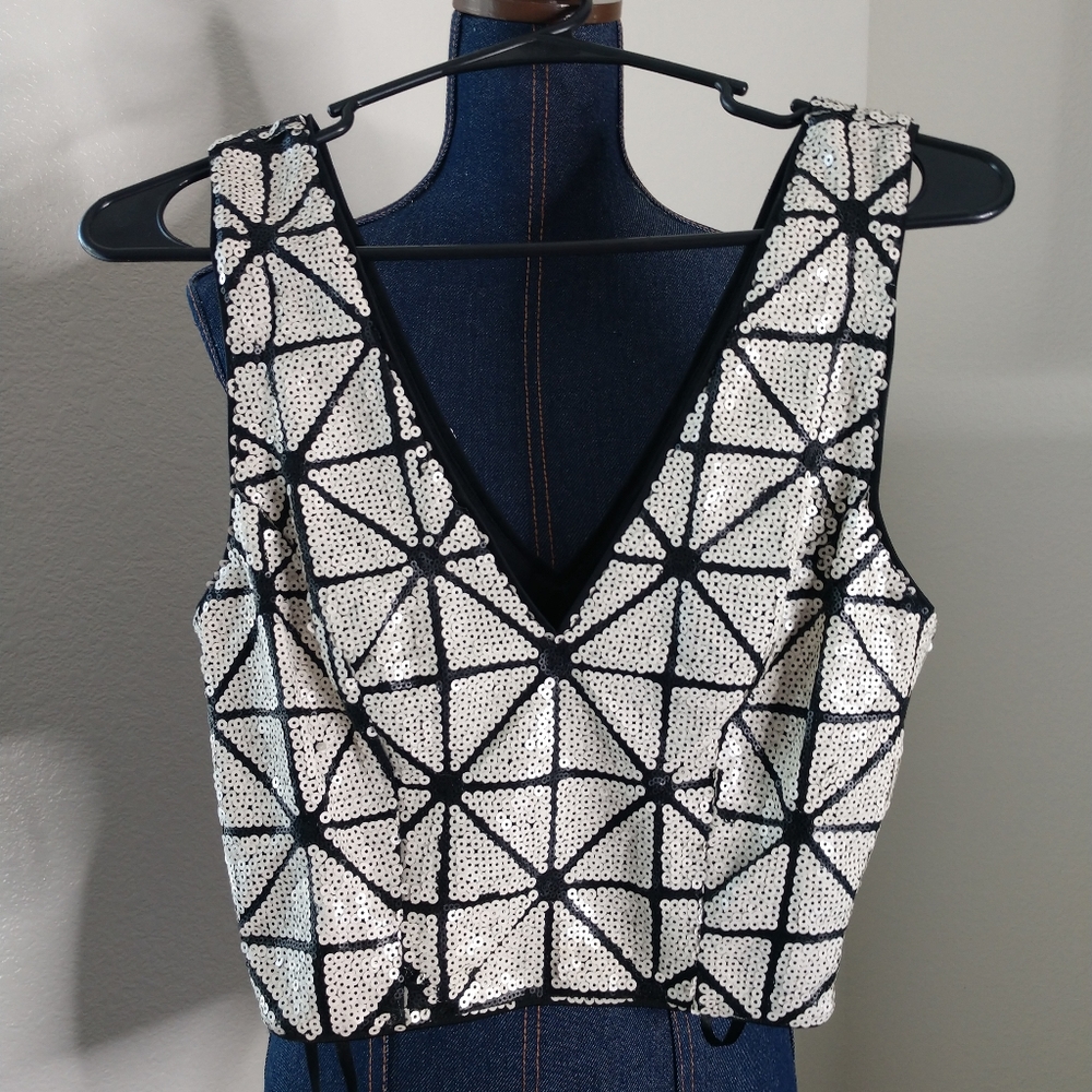 BEBE Crop top/blouse